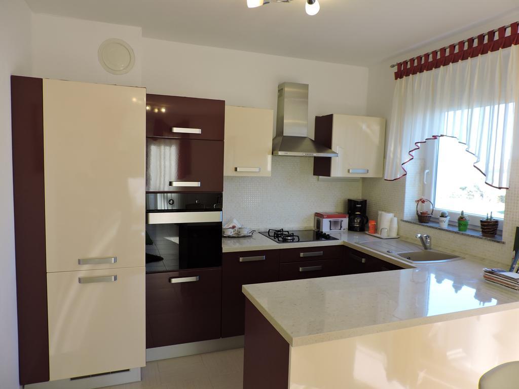Apartman Legin Фажана Экстерьер фото